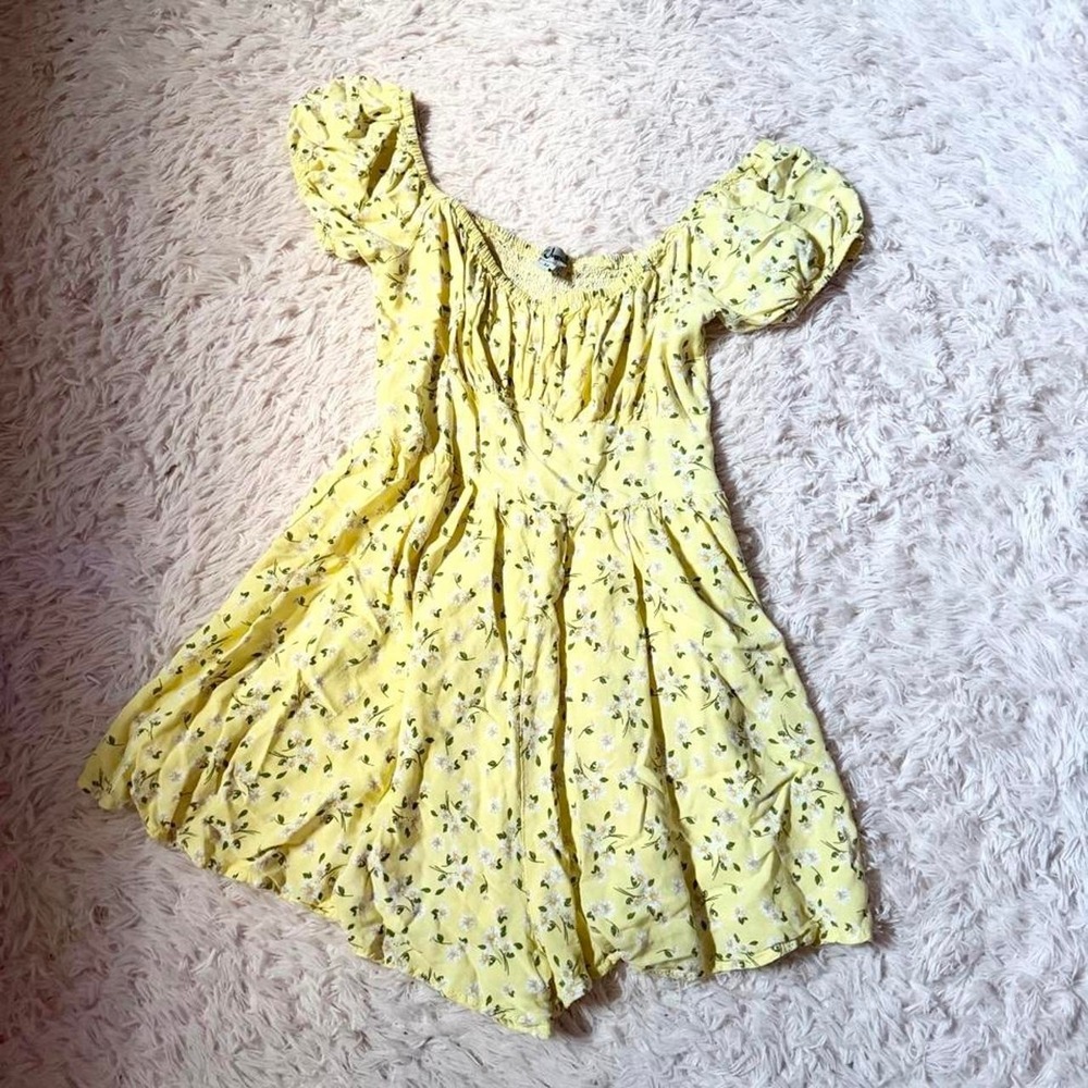 Butter Yellow Floral Milkmaid Peasant Cottage Core Puff Sleeve Romper Womens M